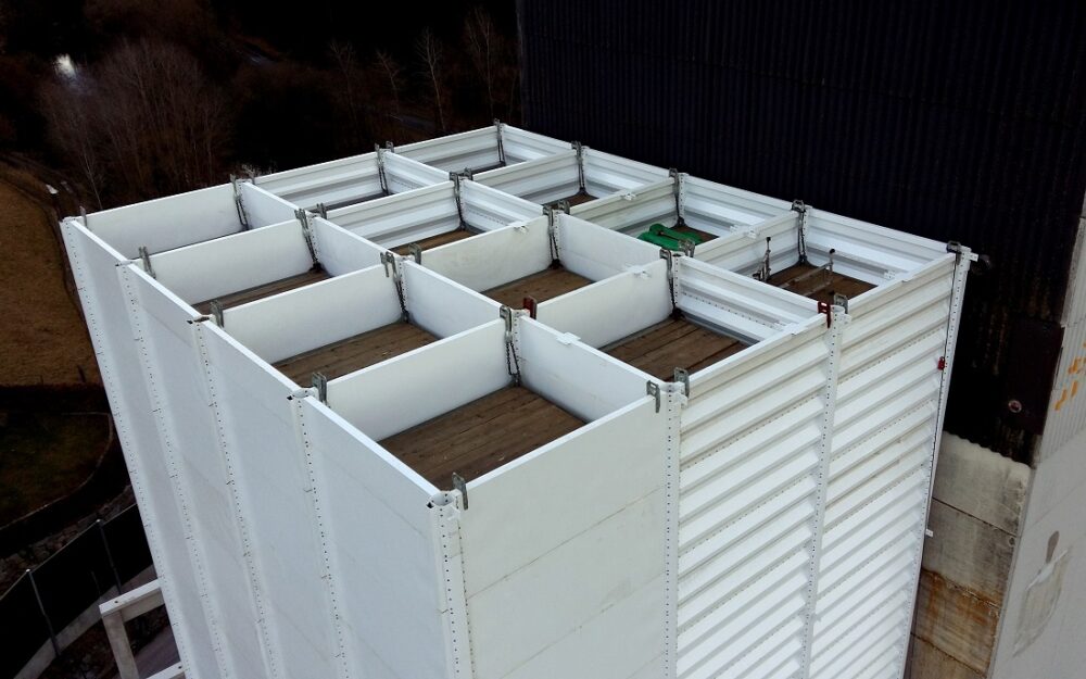 tsc square silos - smooth and profiled walls combined